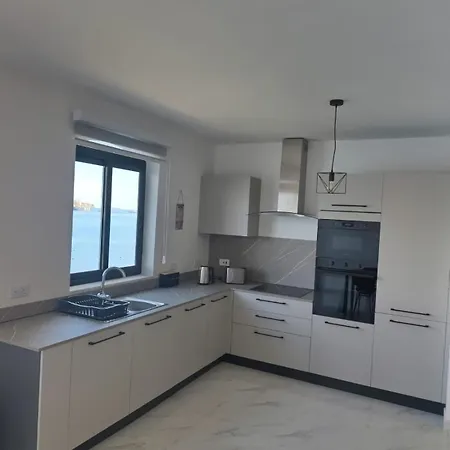 Apartment Seafront